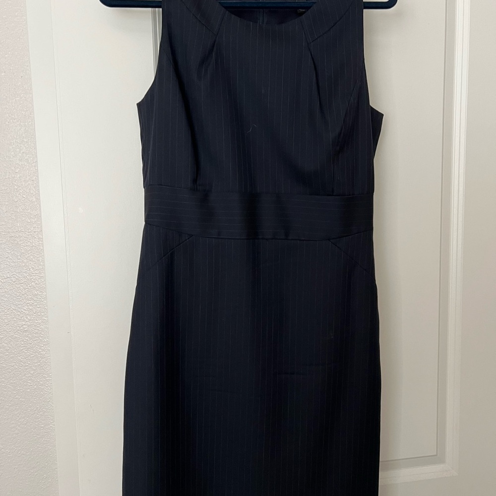 NWOT JCREW NAVY PINSTRIPE SUITING SUPER 120s DRESS SZ10